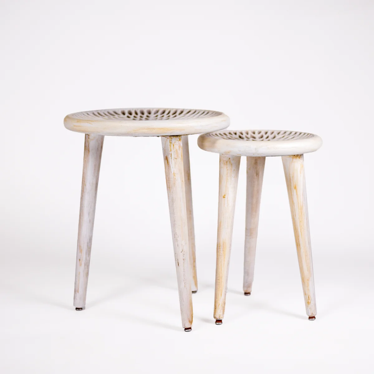 Table 1025 - Image 2